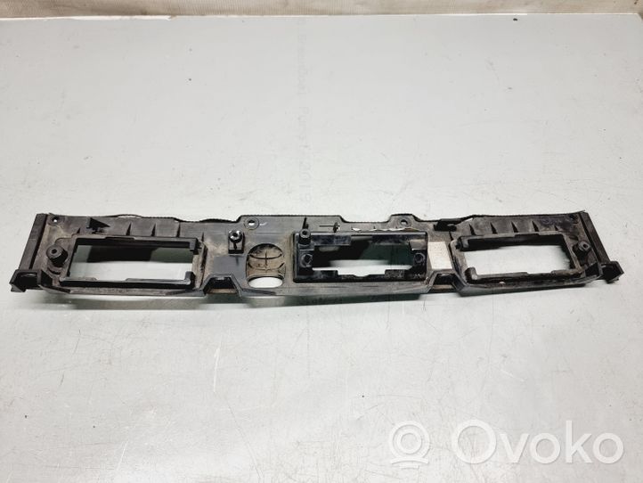 Hyundai Tucson TL Trunk door license plate light bar 87372D7010