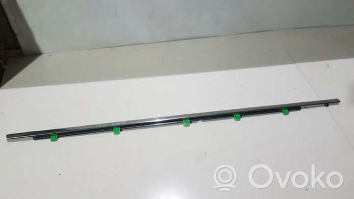 Honda CR-V Rivestimento modanatura del vetro della portiera anteriore 72410T1GG01