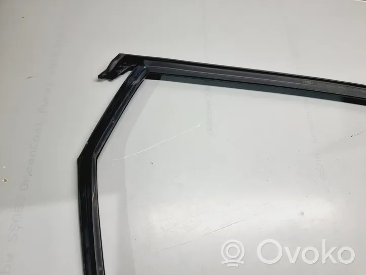 Audi SQ7 Joint / vitre de porte arrière 4M0853907DT94