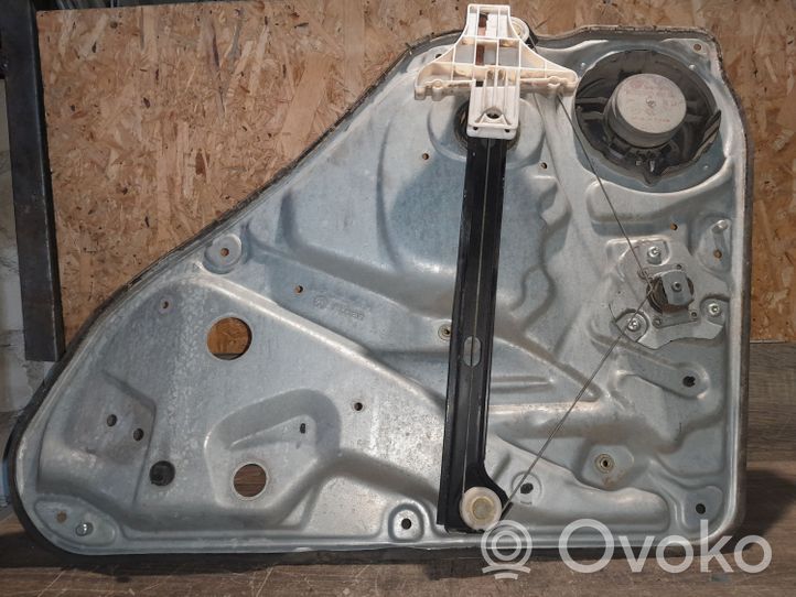 Volkswagen PASSAT B5.5 Mechanizm podnoszenia szyby tylnej bez silnika 3B9839755D