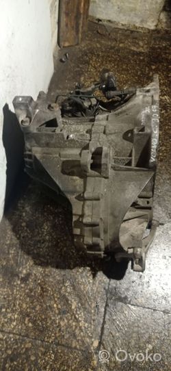 Volvo C30 Mechaninė 6 pavarų dėžė 3S7R7F096