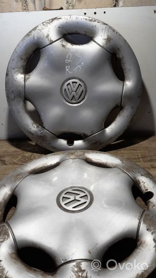 Volkswagen Golf IV R15 wheel hub/cap/trim PA66M30