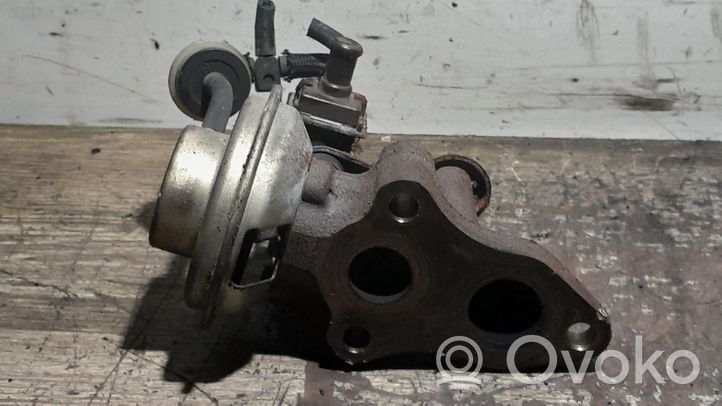 Toyota Avensis T250 Valvola EGR 2562027060