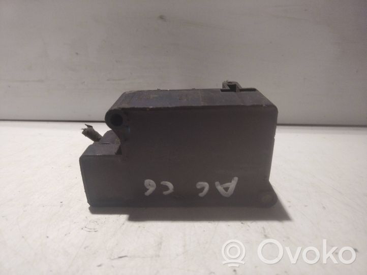 Audi A6 S6 C6 4F Blocco valvola della sospensione pneumatica 4F0616013