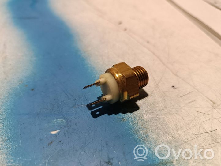 BMW 5 E28 Coolant temperature sensor 7.5064