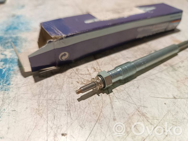 Opel Vectra B Glow plug 0100226206