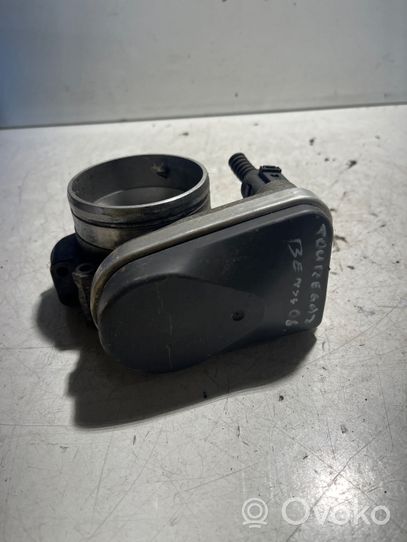 Volkswagen Touareg I Electric throttle body valve 022133062ad