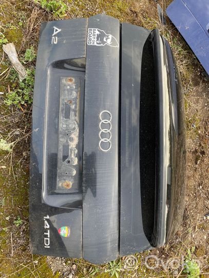 Audi A2 Galinis dangtis (bagažinės) 