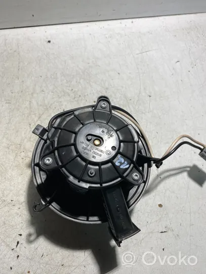 Opel Astra J Heater fan/blower 25020140