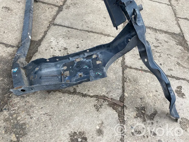 Nissan Qashqai Radiatorių panelė (televizorius) 62820JD00A