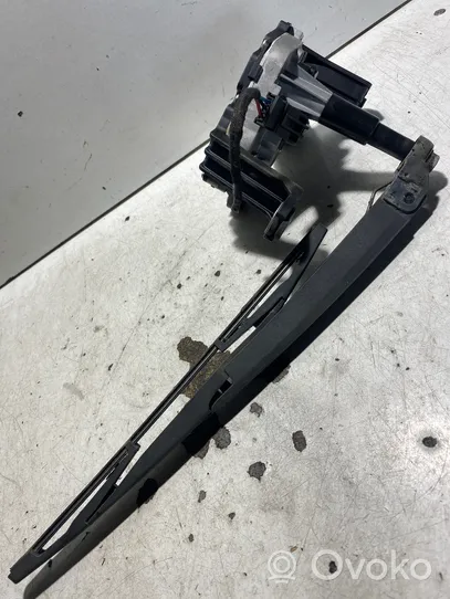 Opel Astra J Rear window wiper motor 13256917