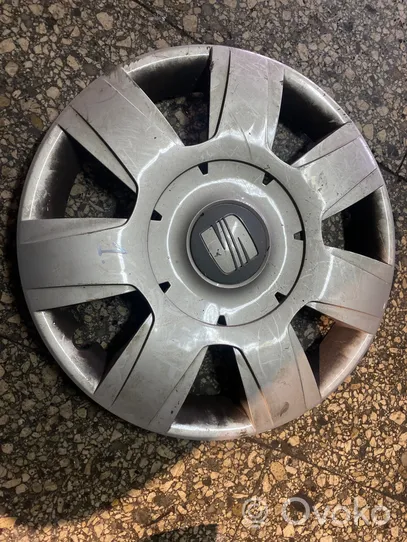 Seat Leon (1P) R15 wheel hub/cap/trim 1P0601147