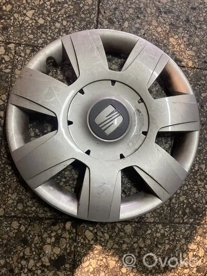 Seat Leon (1P) R15 wheel hub/cap/trim 1P0601147