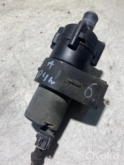 Mercedes-Benz ML W163 Pompe à eau de liquide de refroidissement A008356064