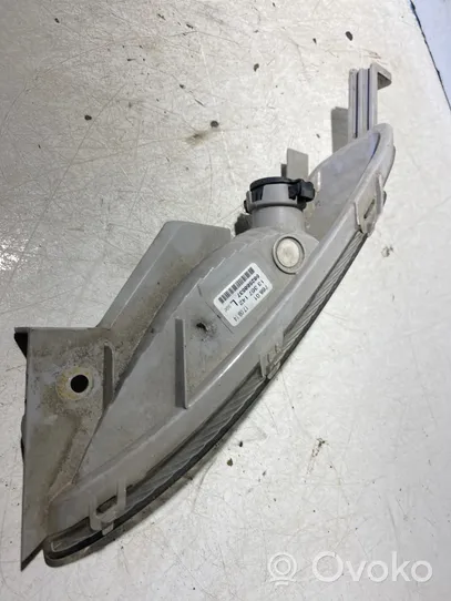 Opel Astra J Indicatore di direzione anteriore 13367142