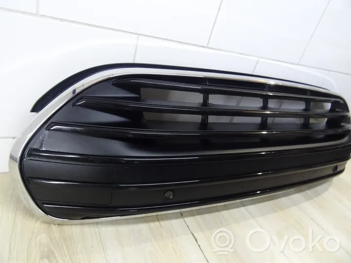 Mini One - Cooper R56 Maskownica / Grill / Atrapa górna chłodnicy 7498332