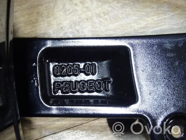 Peugeot 2008 II R18-alumiinivanne 9828186880