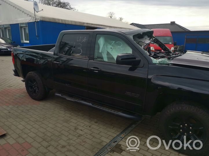 Chevrolet Silverado Jälkiasennettava (valinnainen) sumuvalo 