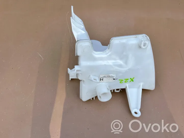 Toyota Auris E210 Serbatoio/vaschetta liquido lavavetri parabrezza 