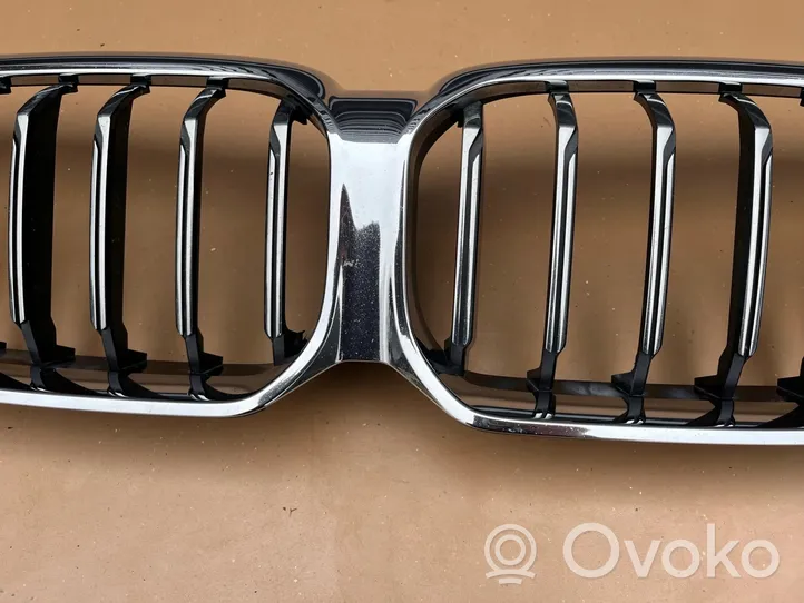 BMW 5 G30 G31 Grille de calandre avant 