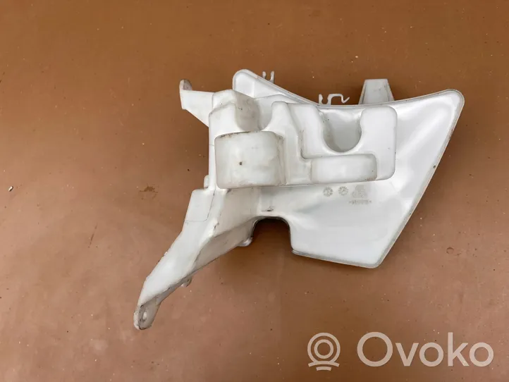 Toyota Auris E210 Serbatoio/vaschetta liquido lavavetri parabrezza 