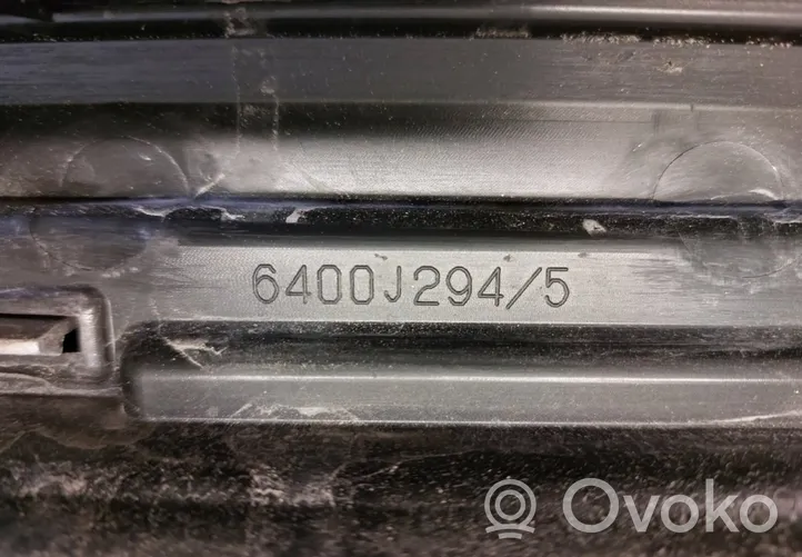 Mitsubishi Outlander Grille inférieure de pare-chocs avant 6405A269