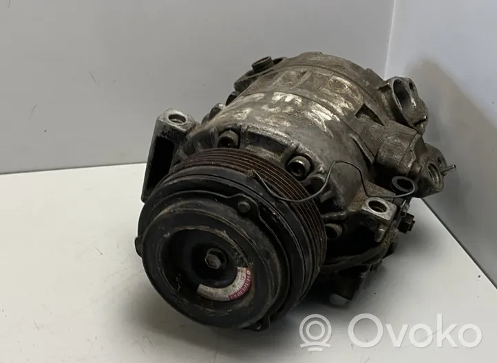 BMW 5 E39 Kompresor / Sprężarka klimatyzacji A/C 8379924