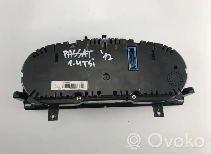 Volkswagen PASSAT B7 Compteur de vitesse tableau de bord 3AA920870C