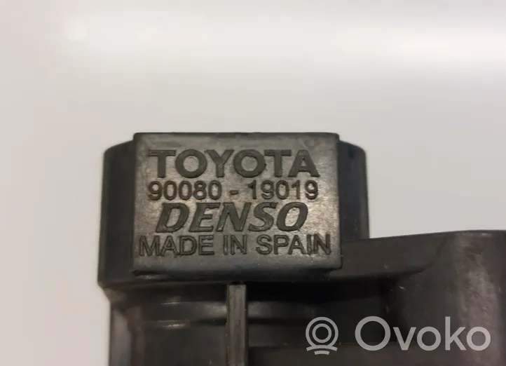 Toyota Corolla Verso E121 Aukštos įtampos ritė "babyna" 90080-19019