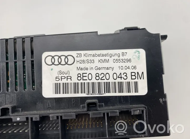 Audi A4 S4 B7 8E 8H Ilmastoinnin ohjainlaite 8E0820043