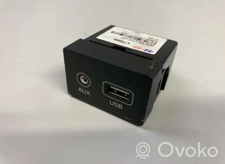 Hyundai i20 (GB IB) Connettore plug in USB 96120C7000