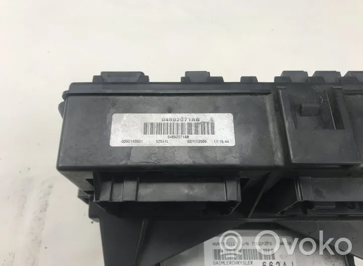 Jeep Grand Cherokee (WK) Module confort P56040662AJ