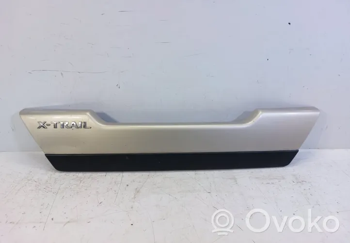 Nissan X-Trail T31 Riflettore fanale posteriore 909011DJ0A