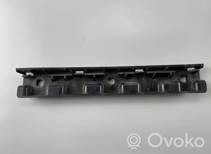 BMW 6 E63 E64 Support de montage de pare-chocs avant 7072875