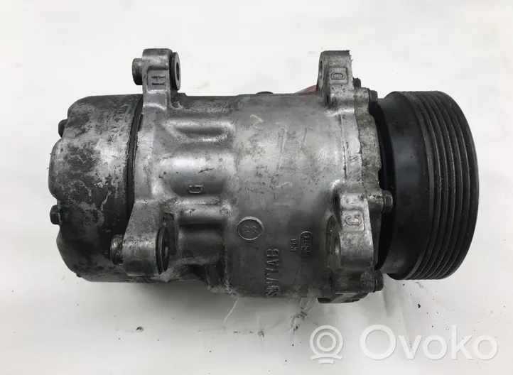Volkswagen Caddy Compressore aria condizionata (A/C) (pompa) 1615509724