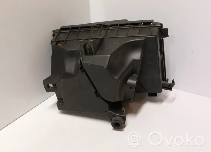 Volvo XC70 Boîtier de filtre à air 8649673