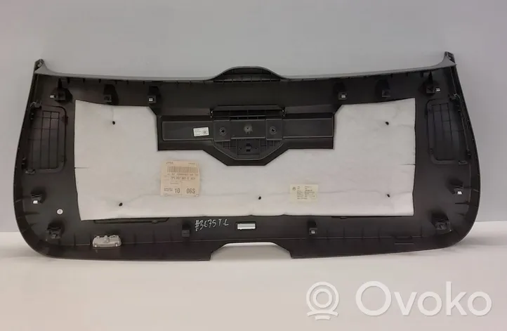 Volkswagen Touareg II Rivestimento portellone posteriore/bagagliaio 7P6867601A