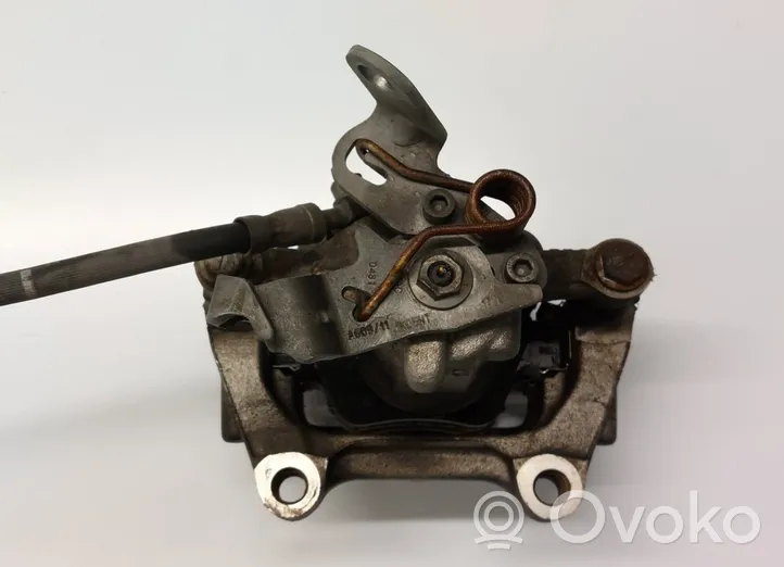 Volkswagen Touran II Rear brake caliper 5K0615424