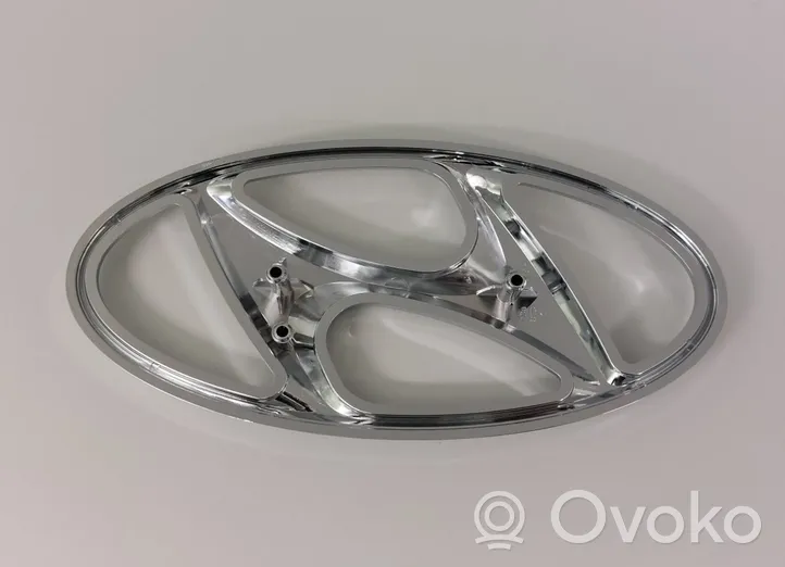 Hyundai i30 Mostrina con logo/emblema della casa automobilistica 86300-G4AA0