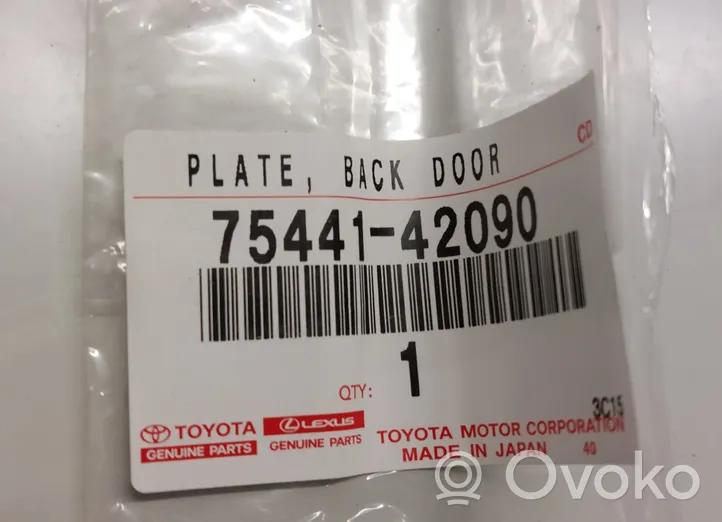 Toyota RAV 4 (XA40) Ražotāja plāksnīte / modeļa burti 75445-42011