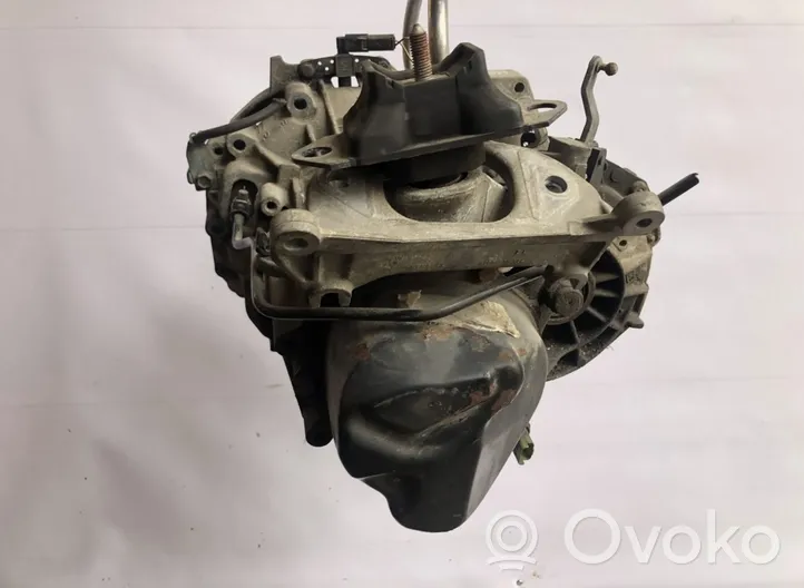 Renault Megane II Manual 5 speed gearbox JH3105