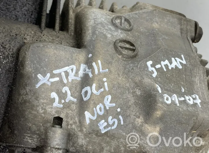 Nissan X-Trail T30 Scatola ingranaggi del cambio 321074N200