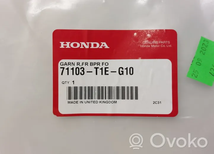 Honda CR-V Grille inférieure de pare-chocs avant 71103-T1E-G10