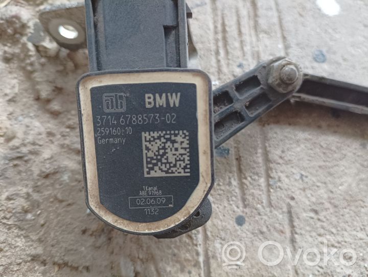 BMW 7 F01 F02 F03 F04 Aizmugurē balstiekārtas augstuma sensora svira 6788573