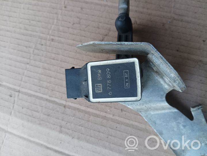 BMW 5 E60 E61 Priekšpusē piekares augstuma sensors 6778809