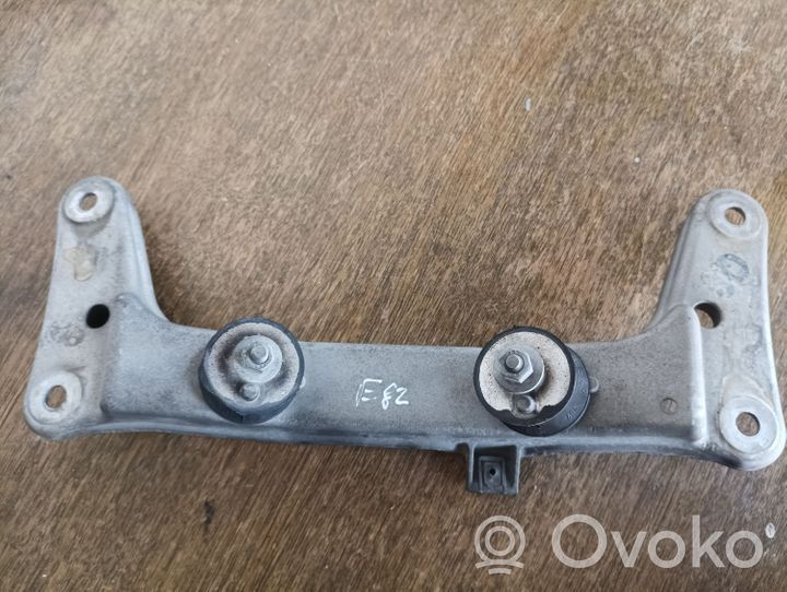 BMW 1 E82 E88 Gearbox mounting bracket 22326778060