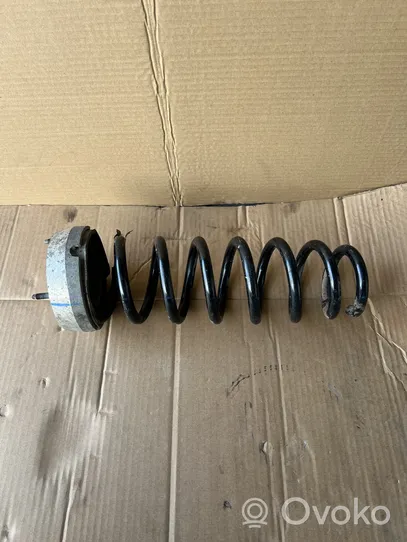 BMW X5 E70 Front coil spring 6773050