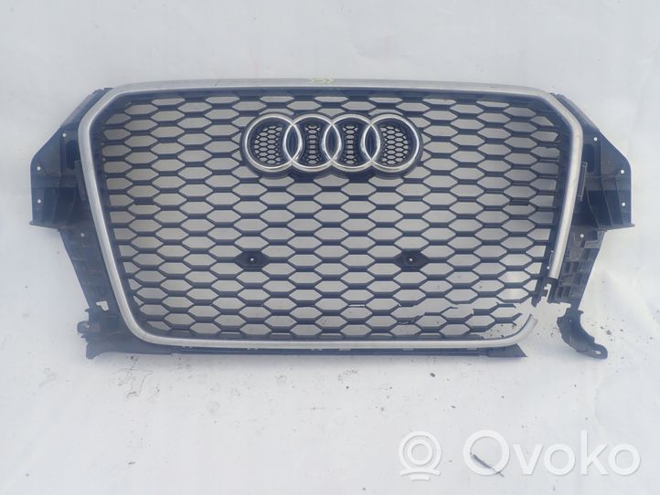 Audi RSQ3 Grotelės viršutinės 