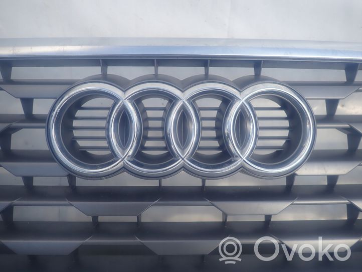 Audi Q2 - Griglia anteriore 81a853651