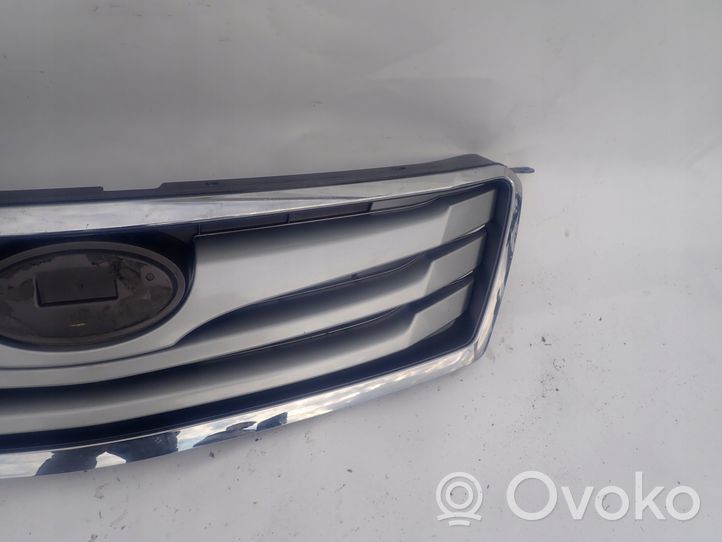 Subaru Outback Grille calandre supérieure de pare-chocs avant 